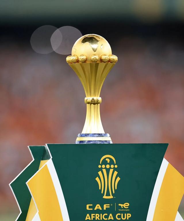 广厦替补席贡献巨大（广厦替补火力全开）