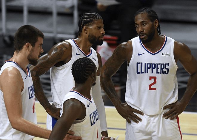 科克达成西甲500场里程碑，成代表单一球队第七人（科克完成西甲500场，史上第七位仅效力一队达此里程碑的球员）