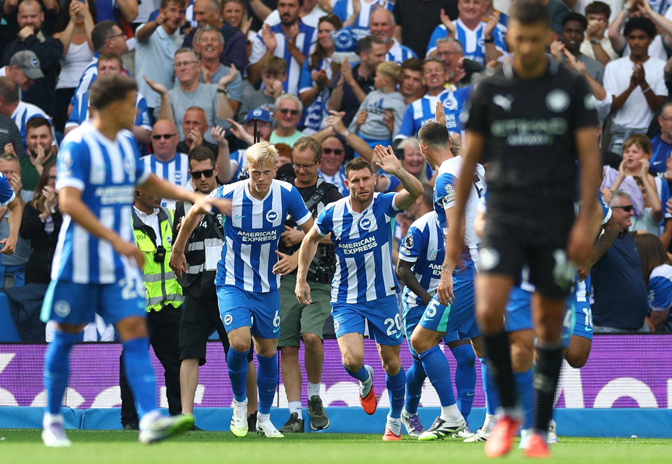 阿什利·科尔打造他心目中最完美的英超后卫（阿什利·科尔心目中最理想的英超后卫画像）