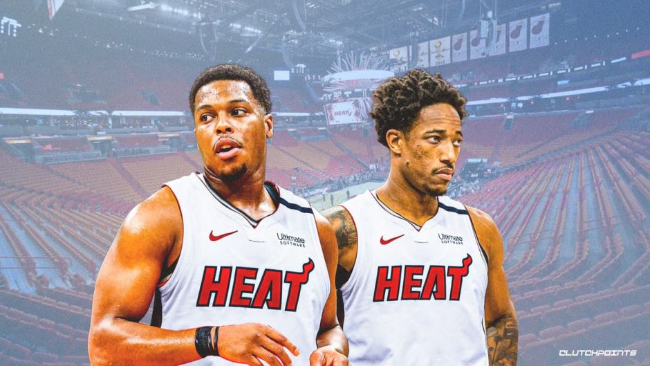 王曼昱“憋笑”嘴角压得好辛苦！想笑又不敢笑，与场上成鲜明对比（王曼昱强忍笑意，嘴角按得紧：想笑不敢笑，与赛场氛围形成强烈反差）