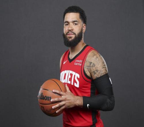 荷媒：阿贾克斯将日本国脚富安健洋列入潜在引援名单（荷媒：阿贾克斯将日本国脚富安健洋视为潜在引援目标）