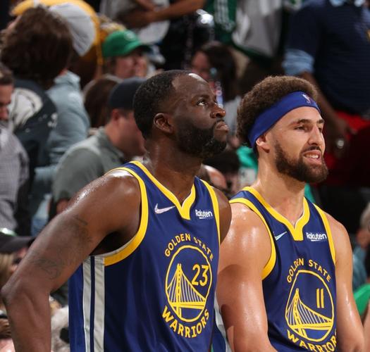 巴萨客战切尔西：莱万、亚马尔首发，内托、埃斯特旺出战（巴萨客场挑战切尔西：莱万、亚马尔先发，内托与埃斯特旺登场）